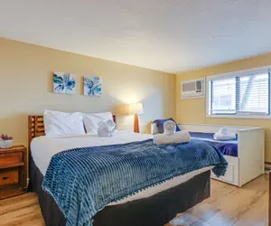 Photo 3 - Pocono Paradise Ultimate Camelback Getaway 4 Bedroom Townhouse