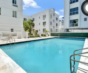 Photo 5 - Miami Beach Quaint Studio