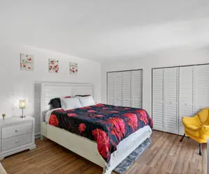 Photo 4 - Bright & Cozy Townhome · Pool & Near Downtown