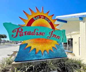 Photo 3 - Paradise inn