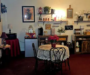 Photo 2 - Wyatt's Hotel