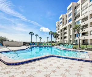 Photo 2 - Condo With Shared Pool, Beach Access and Spectacular Atlantic Ocean Views