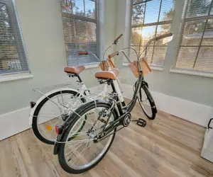 Photo 2 - Historic 4B Sleeps 8 Backyard Firepit Bikes