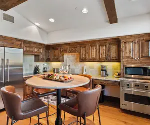 Photo 5 - Ski-in/ski-out 1br Retreat + Hot Tub 1 Bedroom Condo