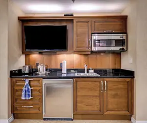 Photo 2 - The Rose Premium Suite at MGM Signature