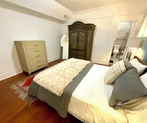 Photo 4 - The Huntington in the Heart of Montrose