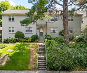 Photo 3 - Brookwood Courtyard by BCA Furnished Apartments Bcc2b 01 A