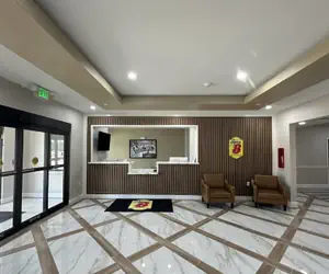 Photo 3 - Super 8 By Wyndham Baytown