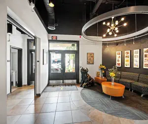 Photo 4 - The 333 Suites 2nd Floor Retreat