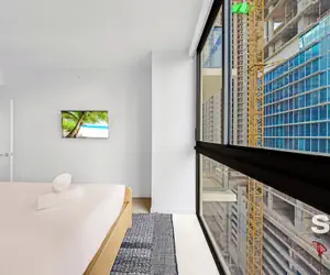 Photo 2 - Modern Condo in DTW Miami - Gym & Pool