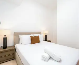 Photo 4 - Ashford Apartments