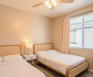 Photo 4 - Luxury Stay 20mins to State Farm Stadium