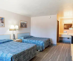 Photo 4 - Prospector Inn