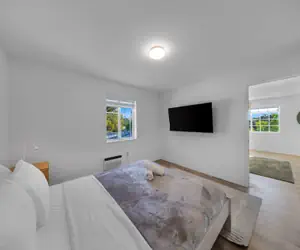 Photo 2 - Miami Retreat 1-BD - Parking and Gym