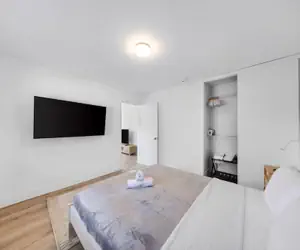 Photo 3 - Miami Retreat 1-BD - Parking and Gym