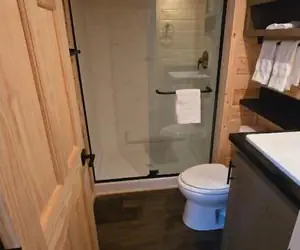 Photo 4 - Luxury Cabin with Mountain View 3B