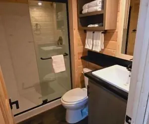 Photo 3 - Luxury Cabin with Mountain View 3B