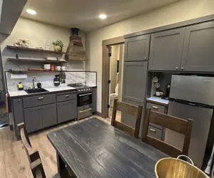 Photo 5 - Luxury Gold Miner Cottage Walk to Britt