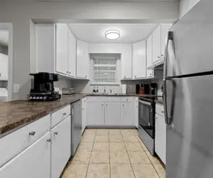 Photo 4 - 11th Ave Unit C