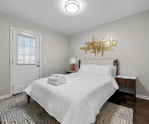 Photo 3 - 11th Ave Unit C