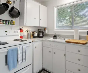 Photo 5 - Snug Spot 70 - Close To Downtown & Autzen 1 Bedroom Studio