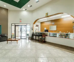 Photo 4 - Lone Star Inn & Suites