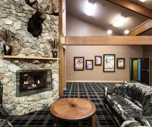 Photo 3 - Snow Cap Inn