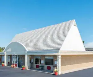 Photo 2 - Knights Stay Inn Frankfort