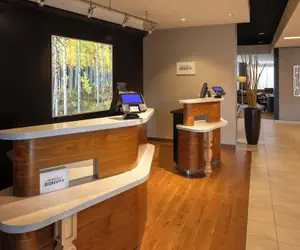 Photo 4 - Courtyard by Marriott Lenox Berkshires