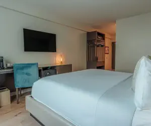 Photo 5 - Iberostar Waves Miami Beach