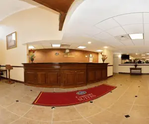 Photo 4 - Quality Suites Jeffersonville - Louisville North