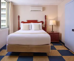 Photo 4 - Ewa Hotel Waikiki