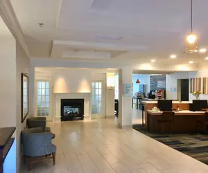 Photo 3 - Holiday Inn Express & Suites Bethlehem Arpt-Allentown Area