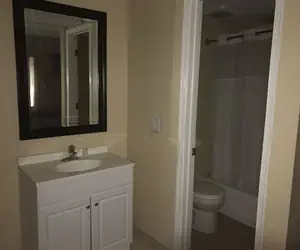 Photo 5 - La Fontana Motel