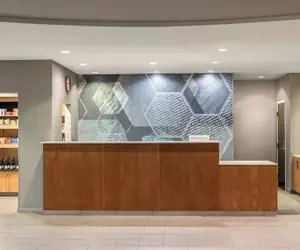 Photo 4 - SpringHill Suites by Marriott Fresno