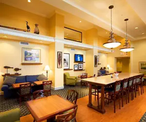 Photo 2 - Hampton Inn & Suites Lake Wales