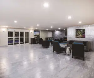 Photo 5 - La Quinta Inn & Suites by Wyndham Walker - Denham Springs