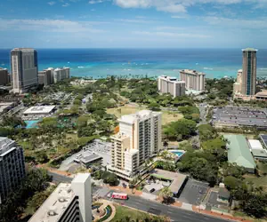 Photo 2 - Luana Waikiki Hotel & Suites