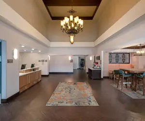 Photo 4 - Hampton Inn & Suites Fresno