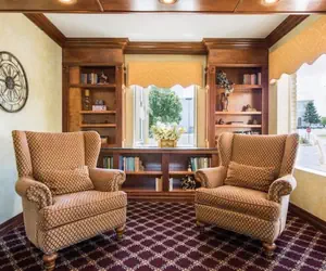 Photo 3 - Savannah House Hotel