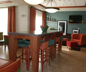 Photo 4 - Hampton Inn Lebanon