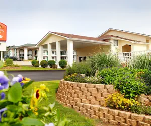 Photo 2 - Whispering Hills Inn