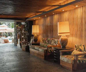 Photo 4 - White Sands Hotel
