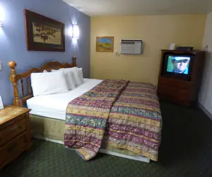 Photo 3 - Coronada Inn and Suites