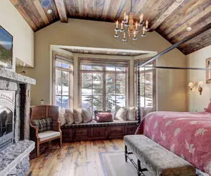 Photo 4 - Ski Bridge Lodge - Ski In / Ski Out