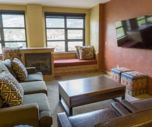 Photo 2 - Luxury suite in the heart of Canyons Village by RedAwning