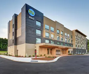 Photo 2 - Tru by Hilton Raleigh Durham Airport