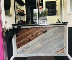 Photo 2 - Kings Row Inn