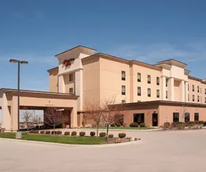Photo 2 - Hampton Inn Macomb