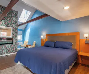 Photo 2 - Jonathan Edwards Motel